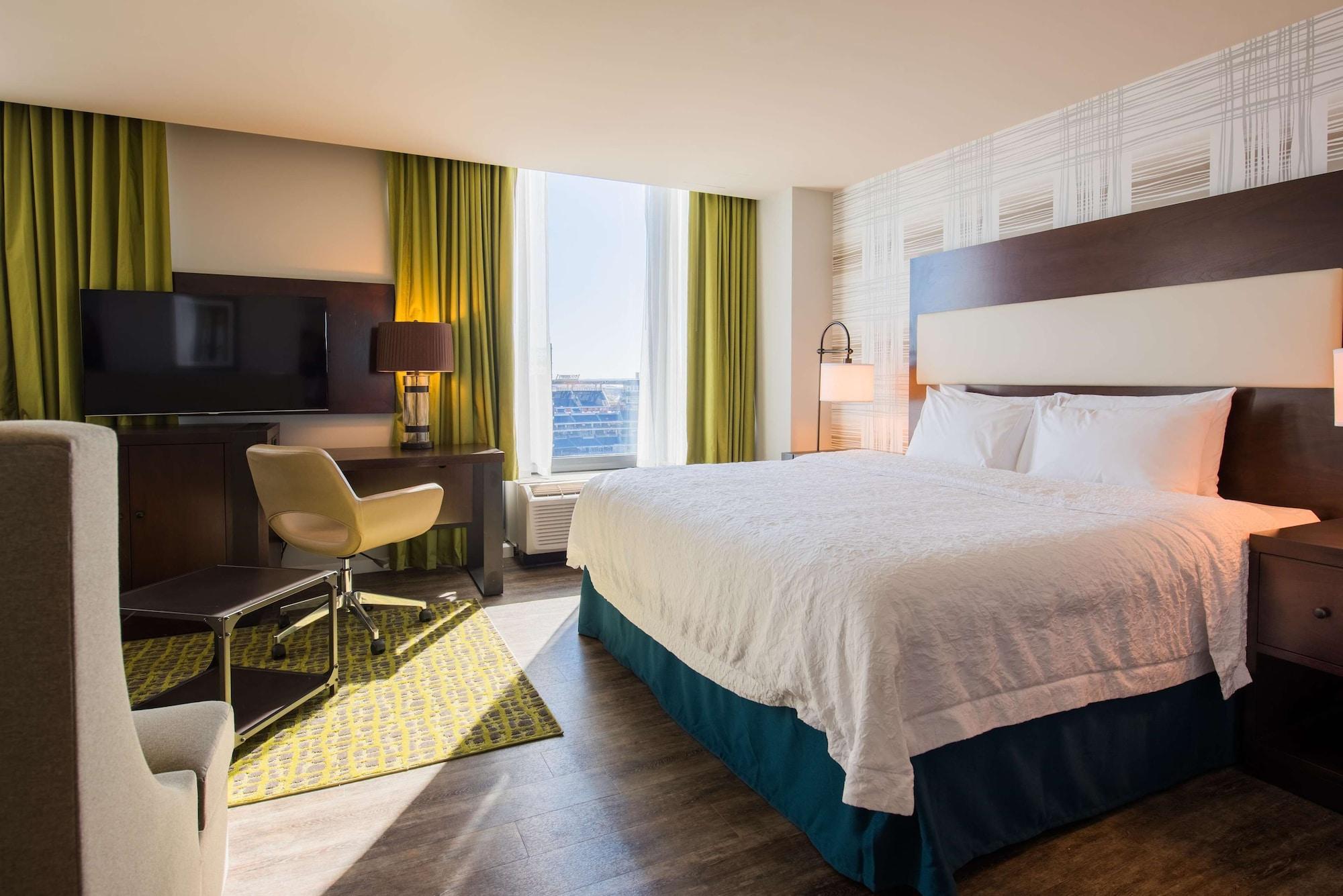 Hampton Inn & Suites Washington, D.C. - Navy Yard Εξωτερικό φωτογραφία