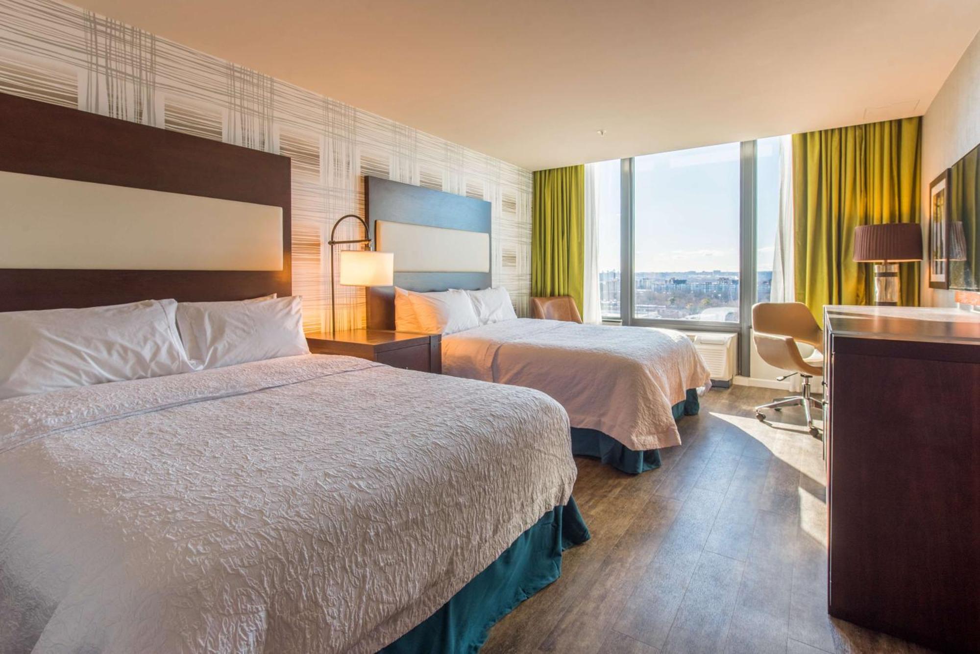Hampton Inn & Suites Washington, D.C. - Navy Yard Εξωτερικό φωτογραφία